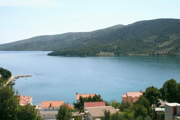 Apartments With A Parking Space Marina, Trogir - 6014 Екстер'єр фото